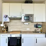 Stunning Panorama Loft & Arena View Daire