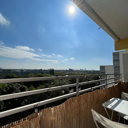 Apartment Great View To Allianz Arena & Free Garage Parking München